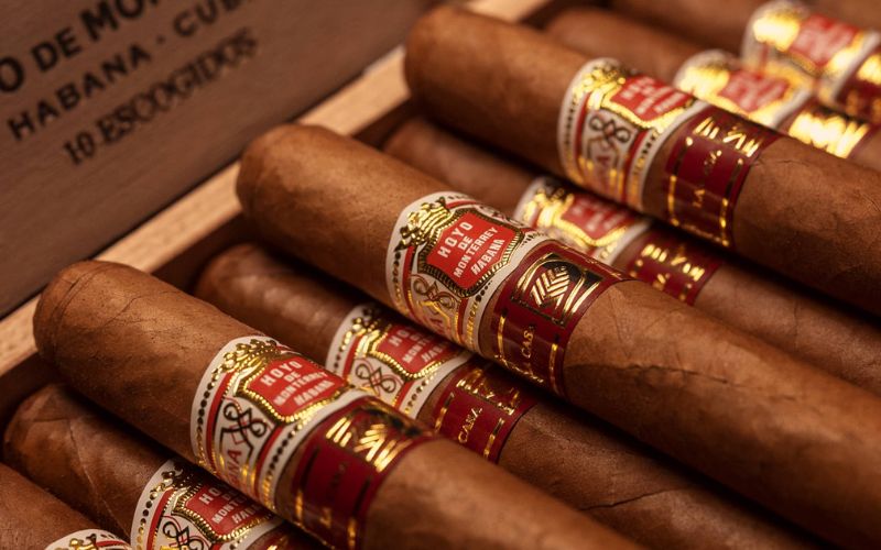 Đặt mua ngay các loại xì gà uy tín tại Cigar Việt